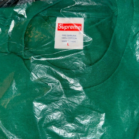 Brand new sz large supreme rare t shirt
